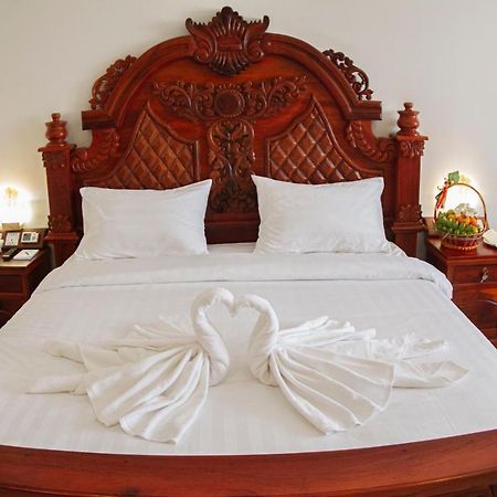 Kampong Thom Palace Hotel Dış mekan fotoğraf