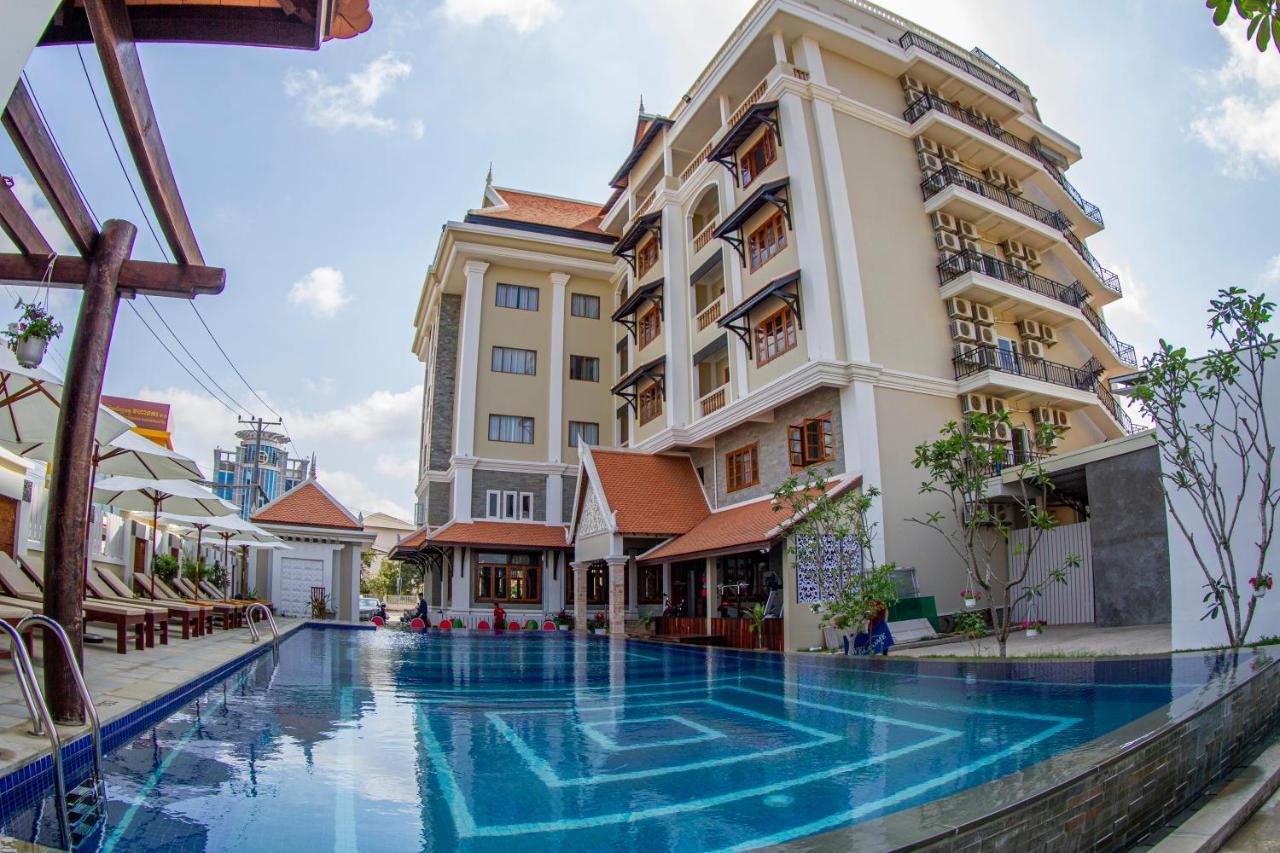 Kampong Thom Palace Hotel Dış mekan fotoğraf