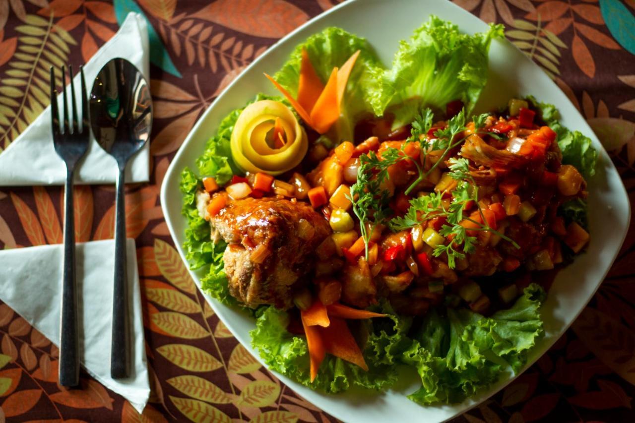 Kampong Thom Palace Hotel Dış mekan fotoğraf